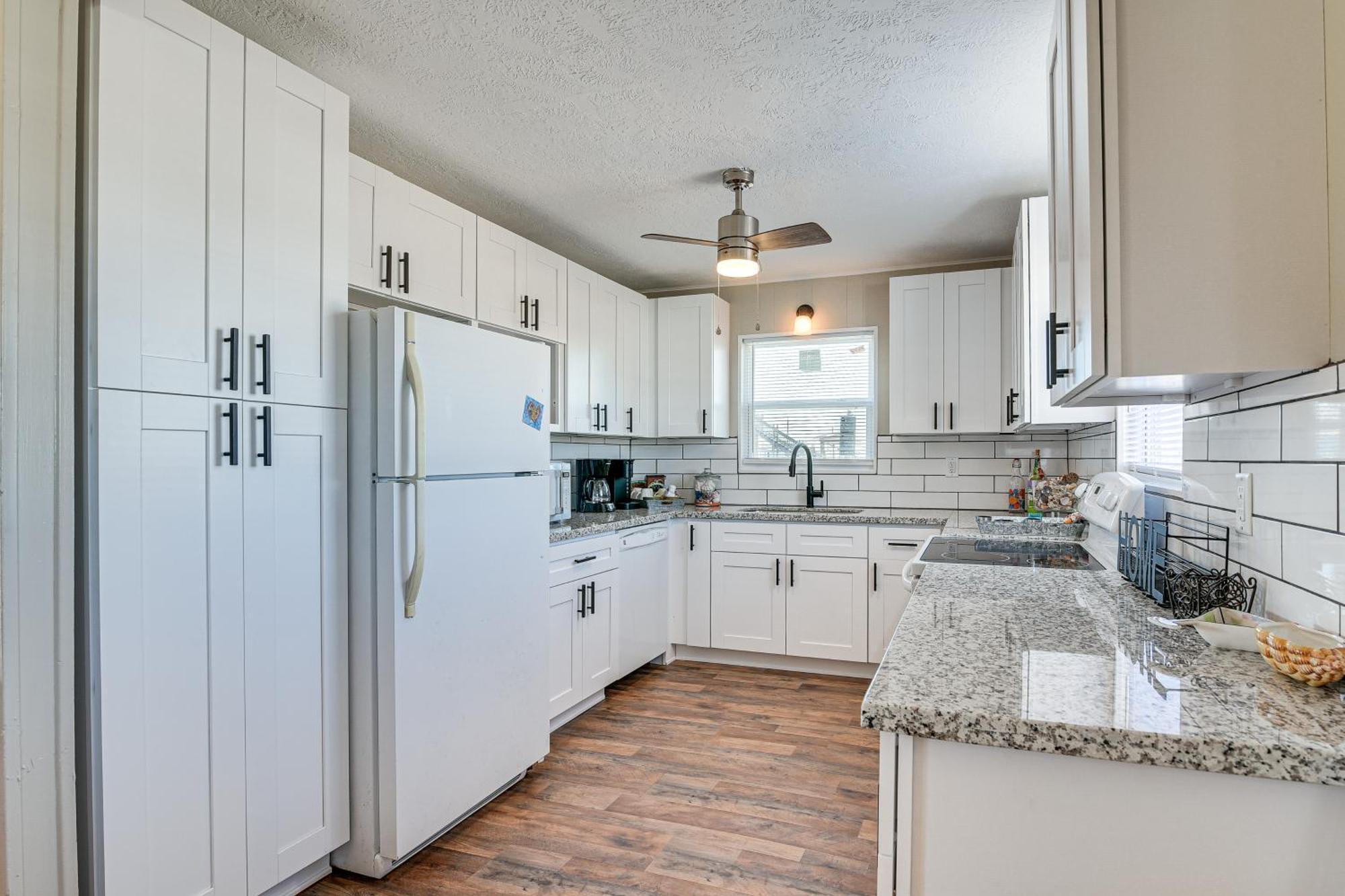 Second-Row Surfside Beach House Newly Renovated! Exterior foto